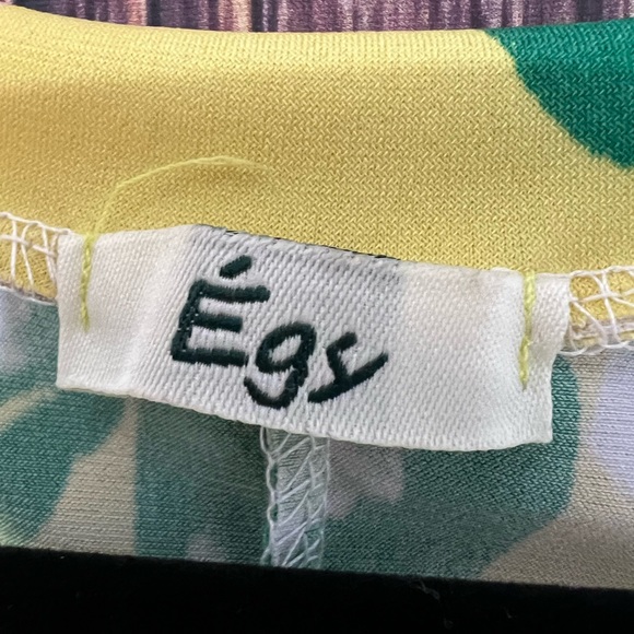 Egy Dress Flower and Stripe Dress - Picture 3 of 3